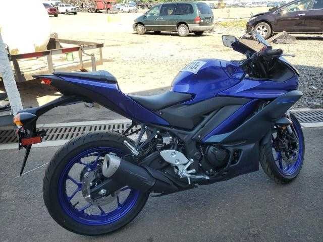 Yamaha YZFR3 A  2023