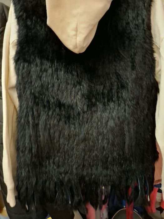 Жилетка кролик меховая .