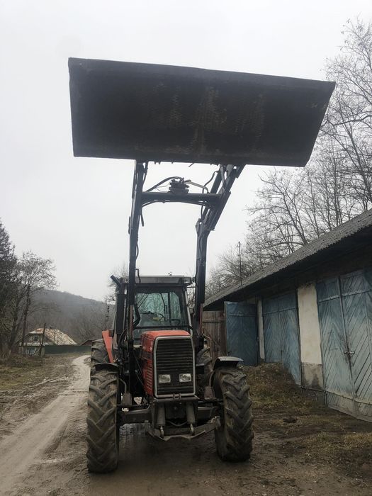 Трактор колісний масей фергюсон