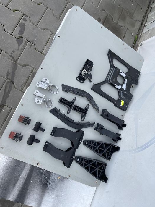 Кріплення направляюча крила бампера віто Mercedes Vito w447 V-Class