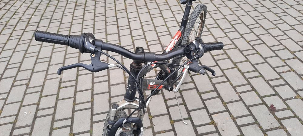 Велосипед спортивний гірський