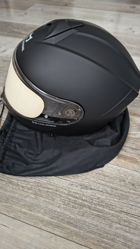 Nowy kask Course Pioneer L i M  czarny mat