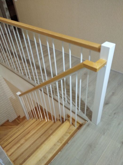 Сходи лофт металевий каркас сходів перила сходинки лестница драбина