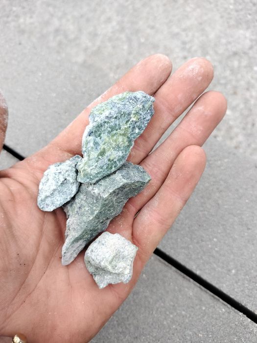 Grys serpentynit zielony GREEN kamień ozdobny do ogrodu! Kora kamienna