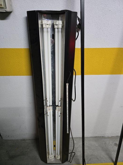 Luz parede para aquario