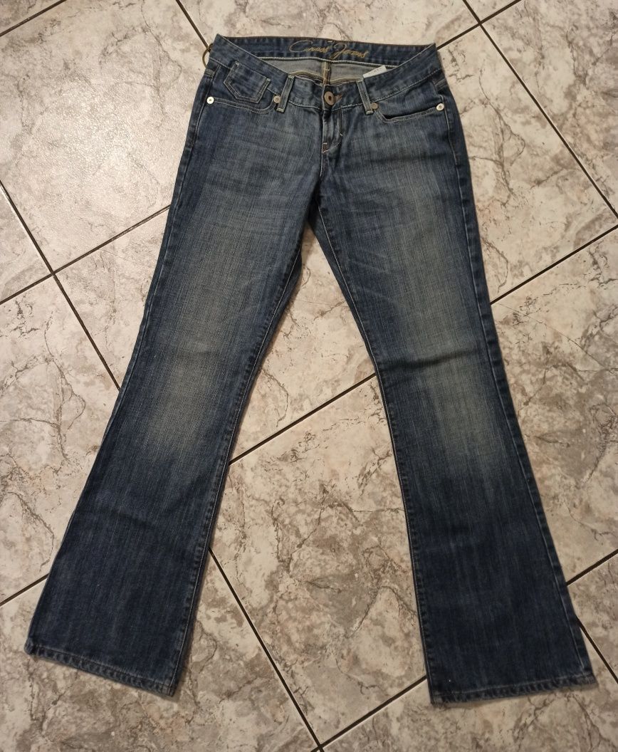 Biodrówki damskie dzwony niski stan 90s vintage Cross jeans.
Rozmiar: