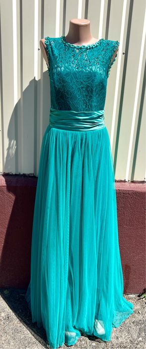 Вечірня сукня розмір М