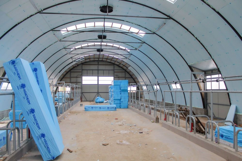 Ocieplenie Hala Łukowa Tunelowa Plandekowa Stalowa Styrodur XPS AGRO