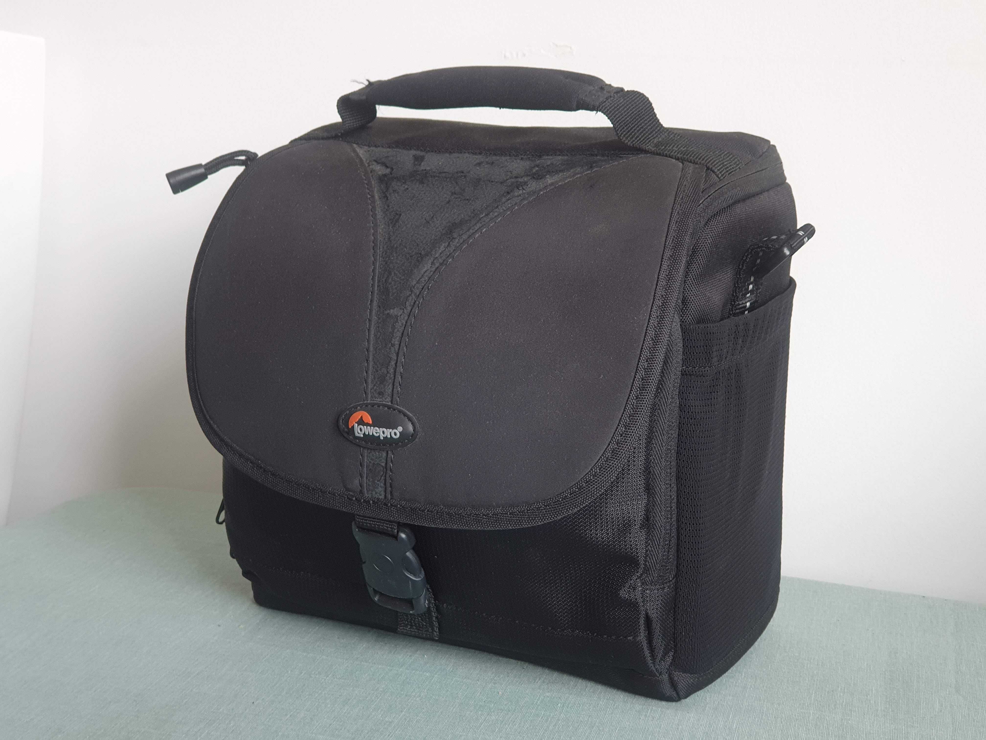 Фотосумка Lowepro Rezo 170 AW