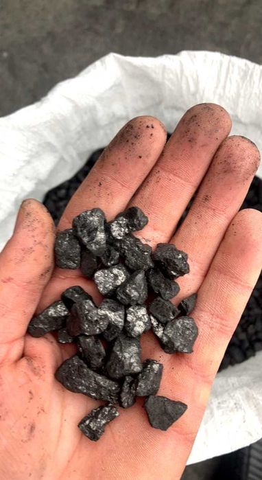 Вугілля брикети пелети для котлів і камінів