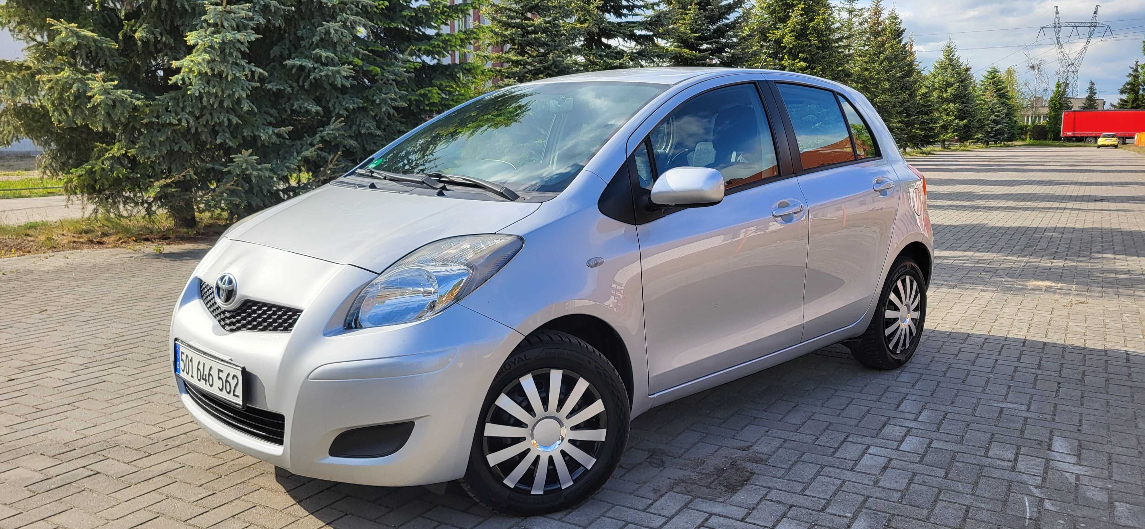 Daihatsu Charade 1.3VVTi 6biegów