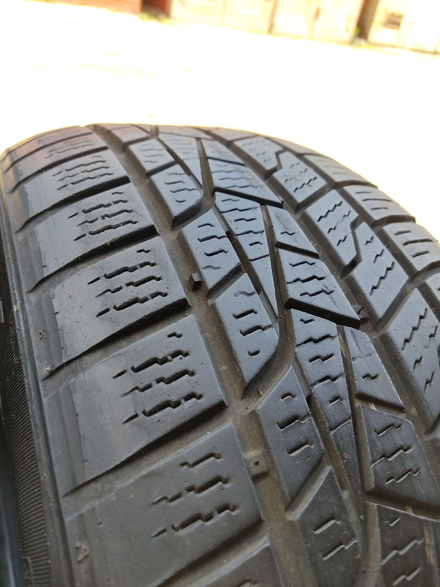 Шины всесезонные 205/55r16 Delinte AW5