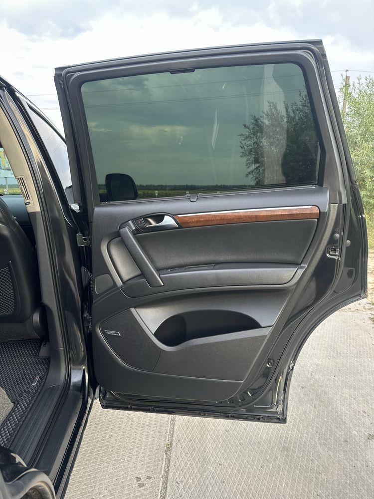 Audi Q7 4l продам