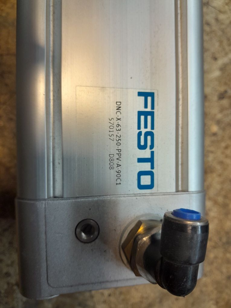 Пневмоциліндр Festo DNC-x-63-250-PPV