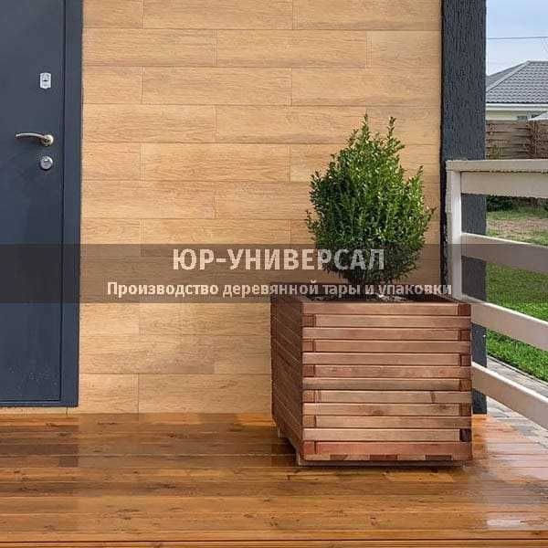 Вазон деревянный для туи под заказ . Кадки горшки для дачи