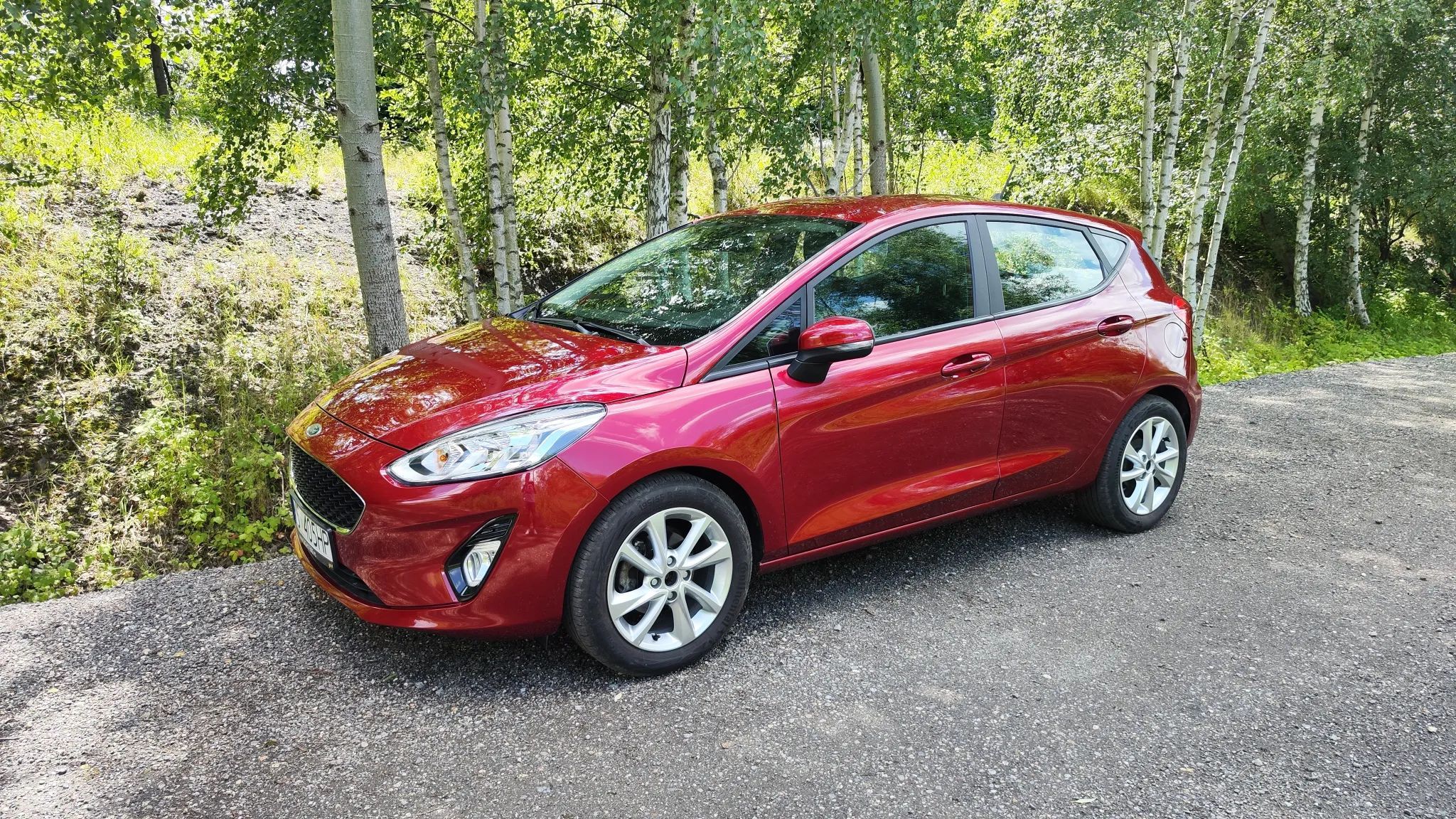 Ford Fiesta Benzyna, Bardzo oszczędny, grzana szyba, kierownica, fotele.