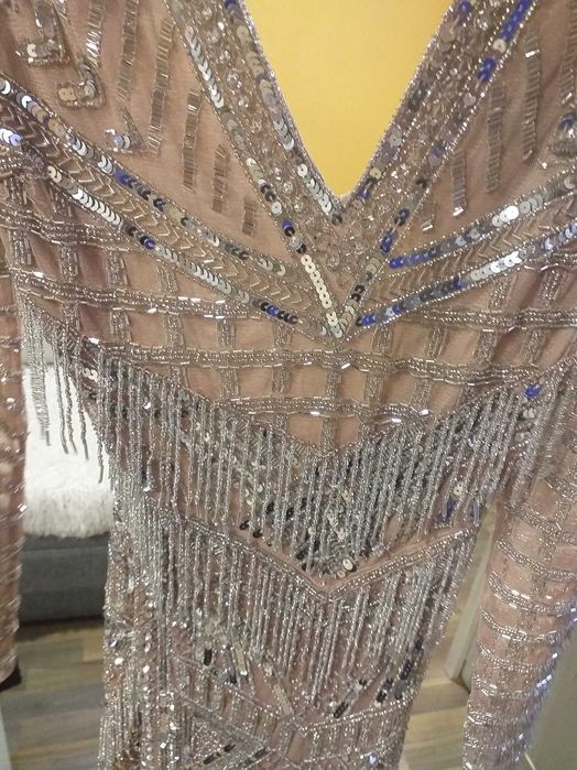 Kombinezon z cekinami