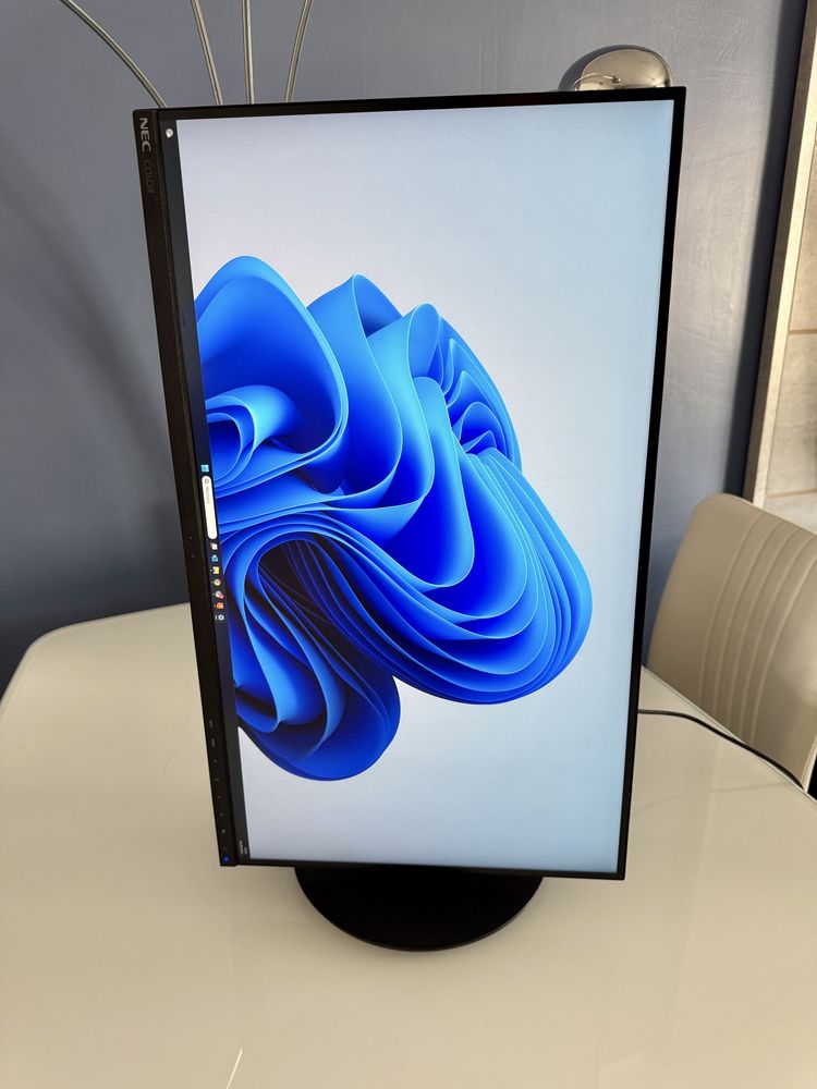 Monitor NEC EA271Q Color (prekalibrowany) – stan bardzo dobry