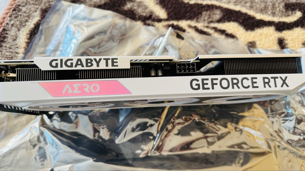 Gigabyte GeForce RTX 4060 AERO OC 8GB GDDR6 (GVN4060AEROOC8GD)