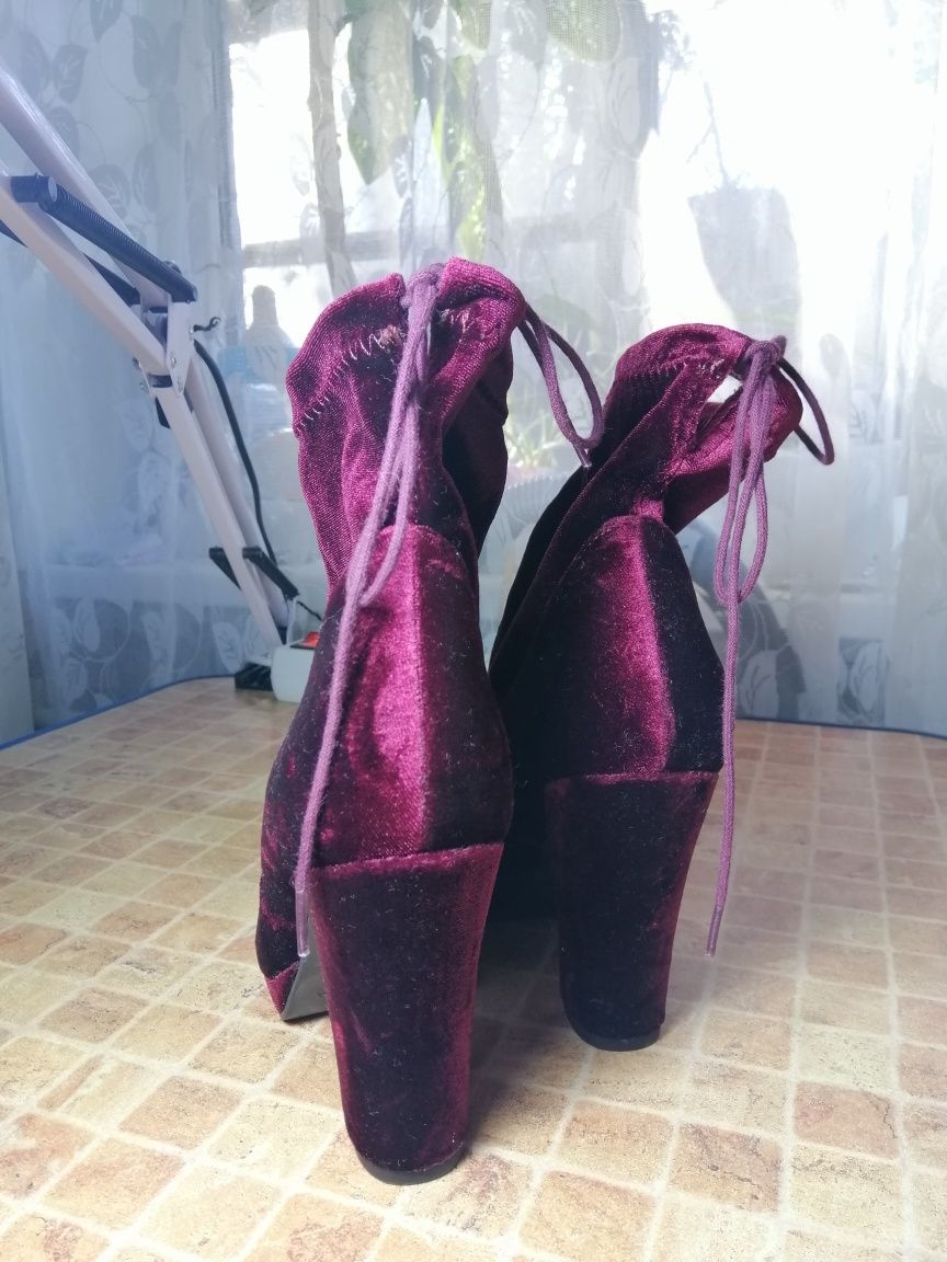 Ботинки 36 размера