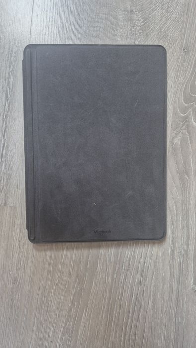 Microsoft surface go dotykowy laptop