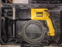 Młotowiertarka Dewalt D25003-QS 650W 2,4J