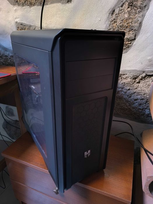 Computador gaming - Em excelente estado