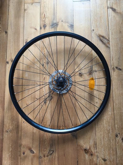 Przednie koło rowerowe 28 cali centerlock