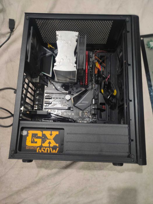 Komputer i7-9700k, 16GB RAM, płyta główna MSI Z390, zasilacz 650W