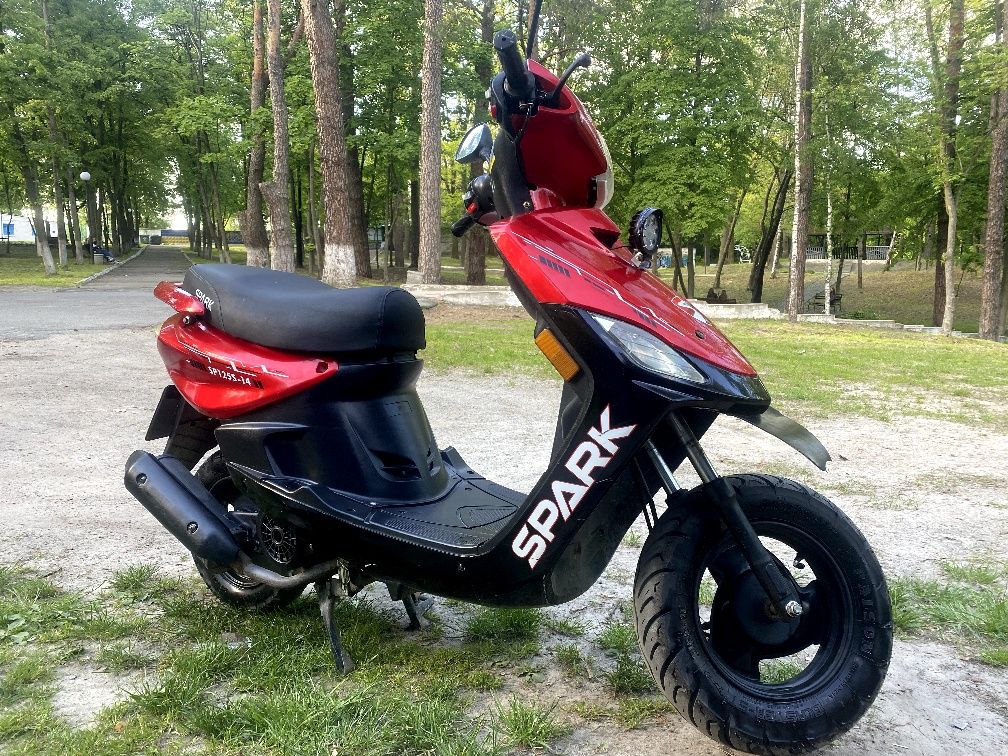 Скутер Spark sp125s