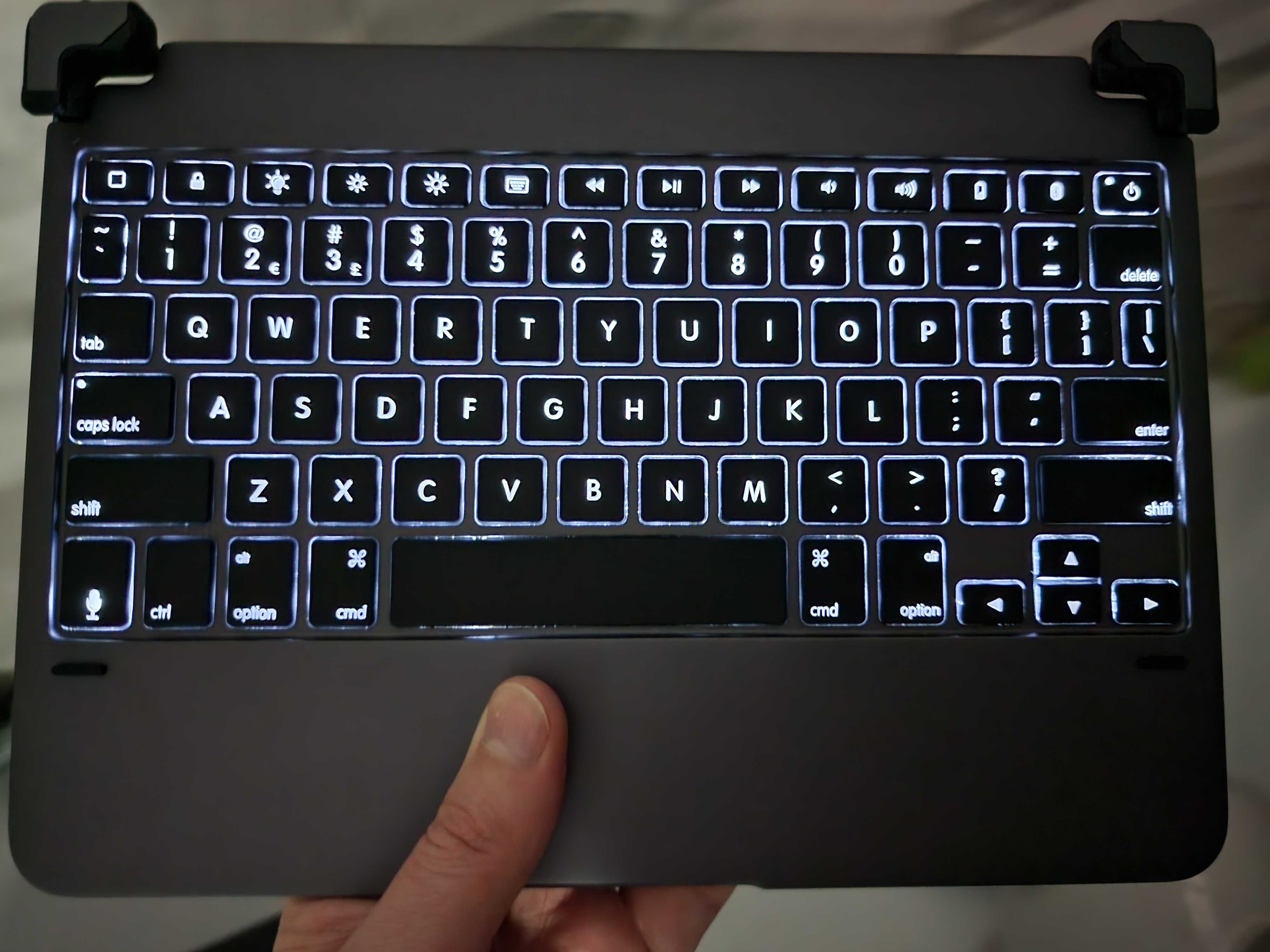 Brydge Pro Wireless Keyboard з підсвіткою for 11-inch Apple iPad Pro