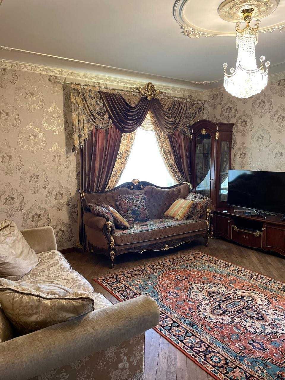 Дом в Аркадии! Закрытый кооператив! Не стареющая классика! 1A37