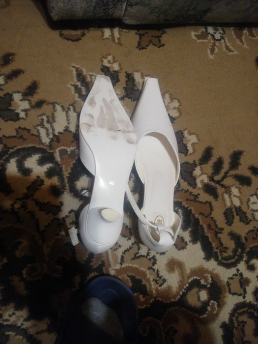 Buty slubne rozm 40