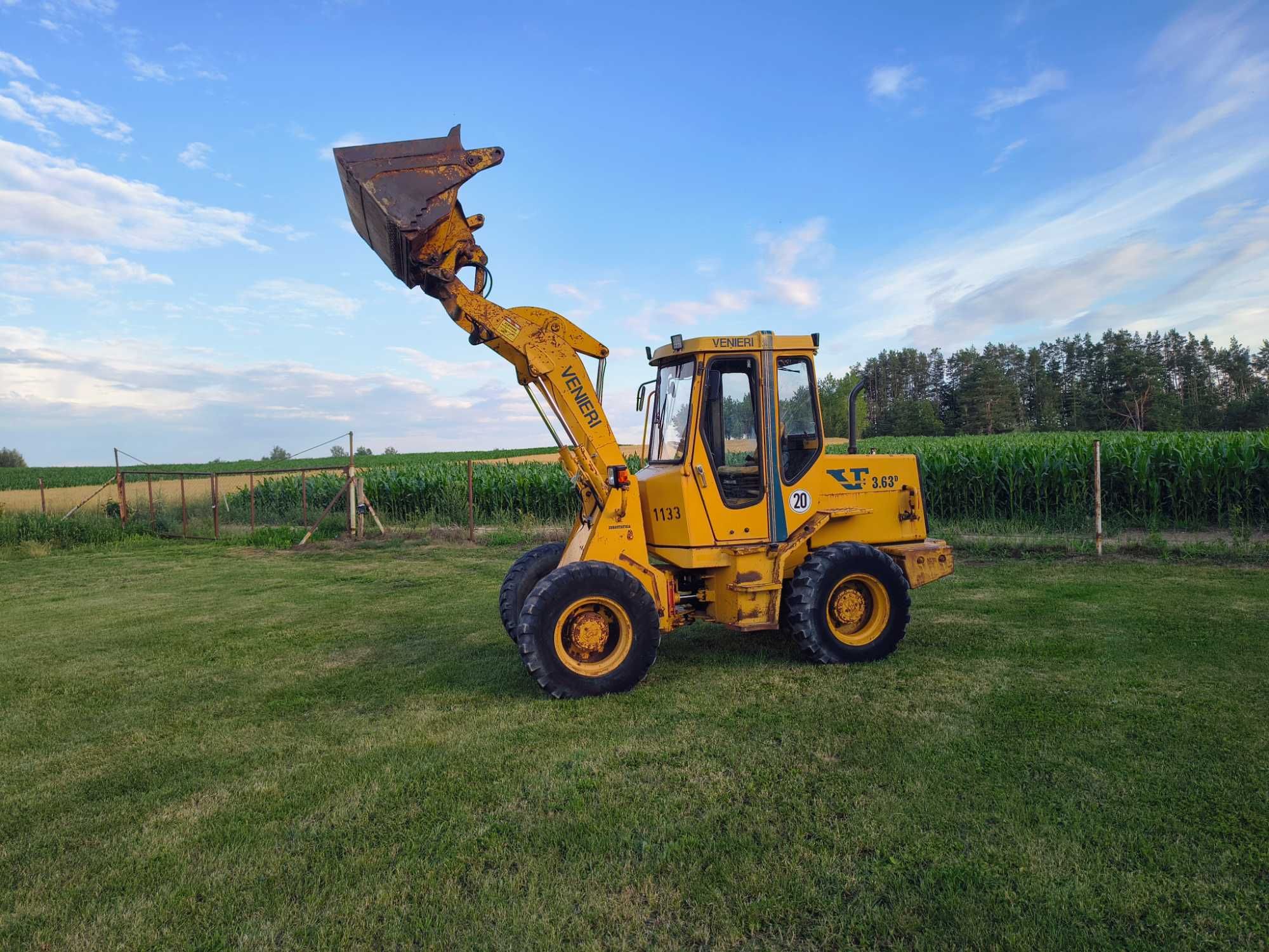 Ładowarka przegubowa VENIERI 3.63 SILNIK PERKINS TURBO  manitou,jcb