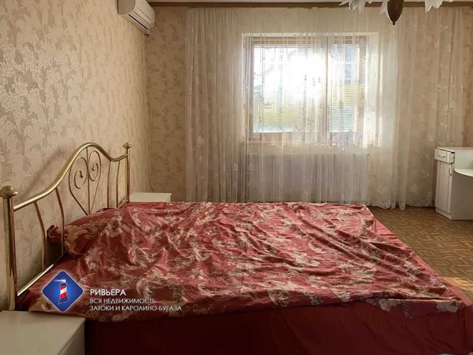 Продам дом с камином в первой линии лимана