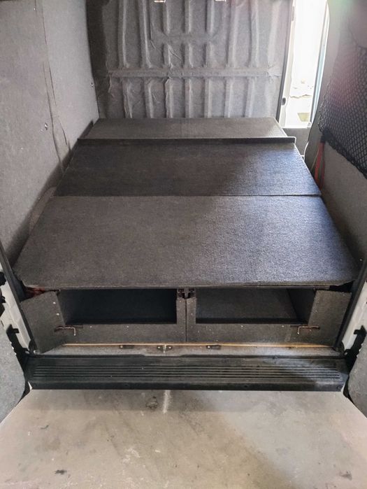 Ford Transit topline