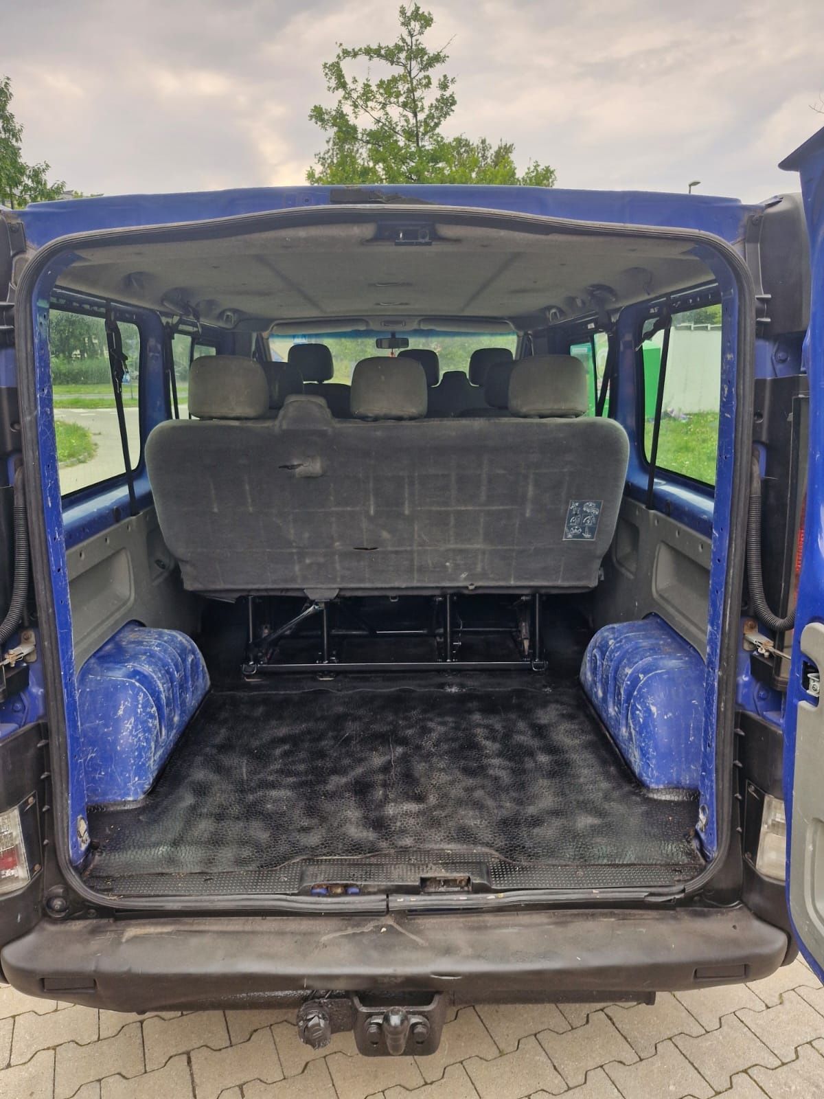 Opel Vivaro LONG 9 osobowy 1.9CDTI
