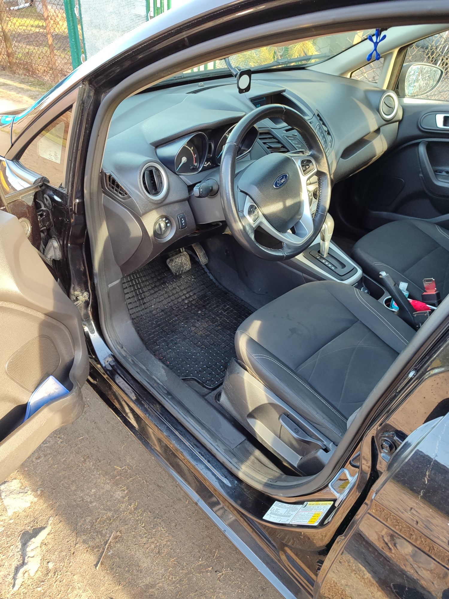 Продам Ford fiesta