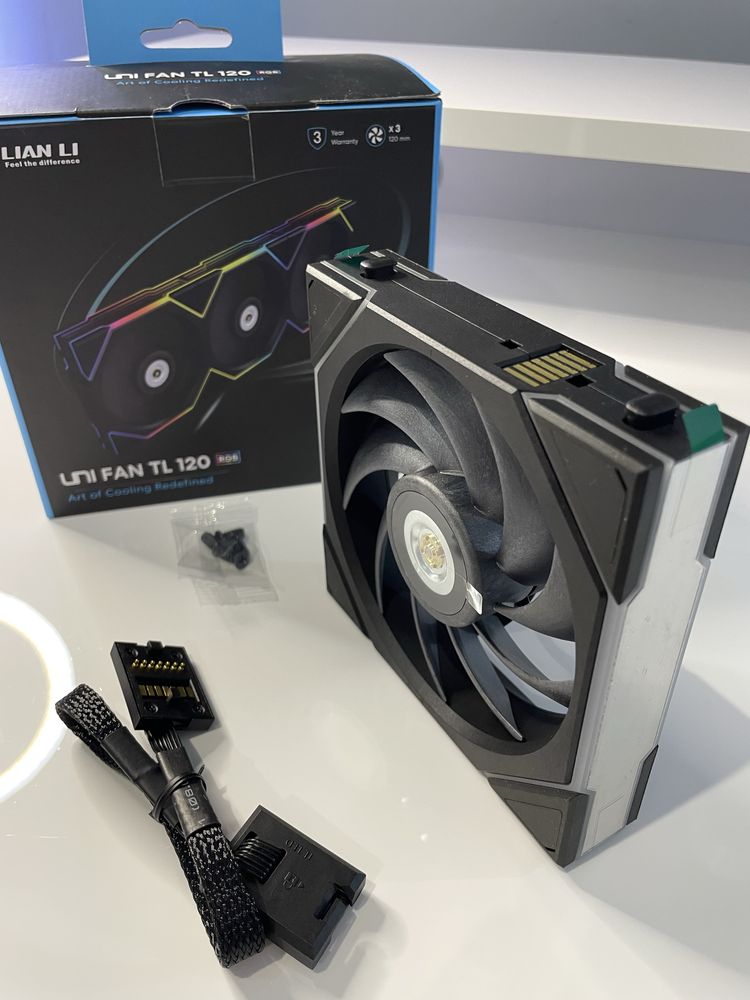 Wentylator Lian Li Uni Fan 120 RGB 12TL3B