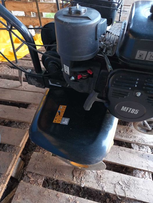 Glebogryzarka McCulloch MFT85 210 R