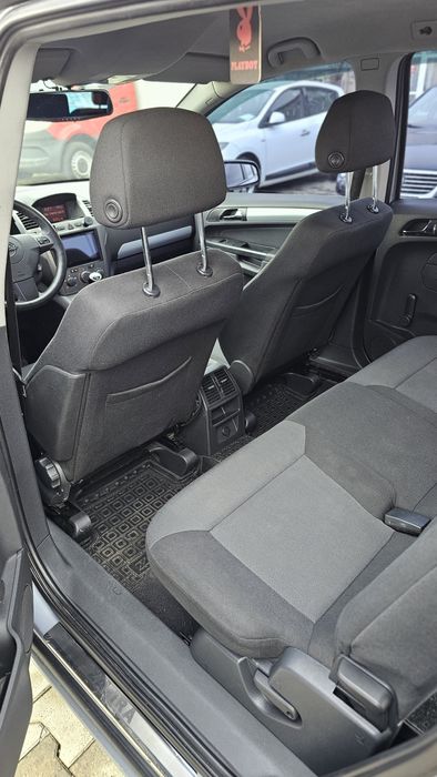 Продам Opel Zafira  7 місць газ/бенз