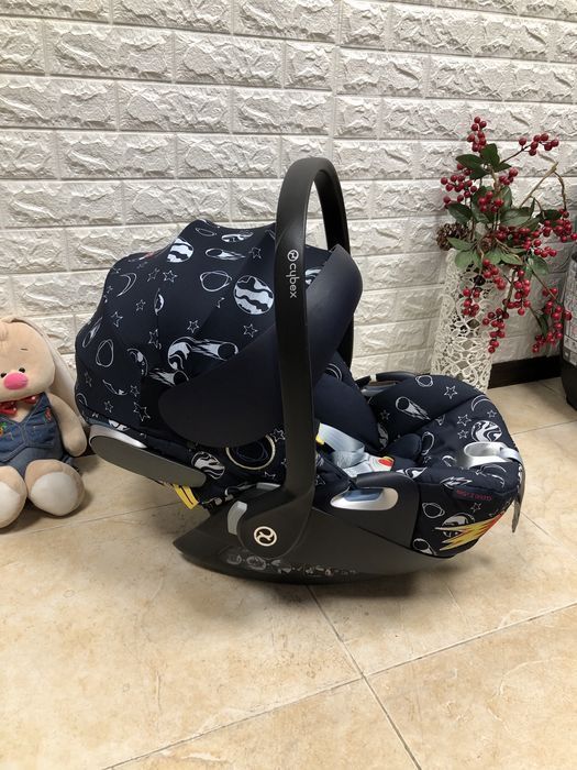 Автокрісло Cybex Cloud Z i-Size Група 0+ (0-13 кг)  автолюлька