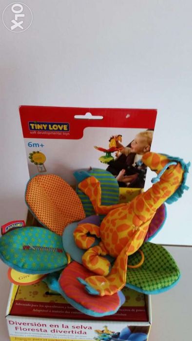 Brinquedo em forma de girafa com multi textura