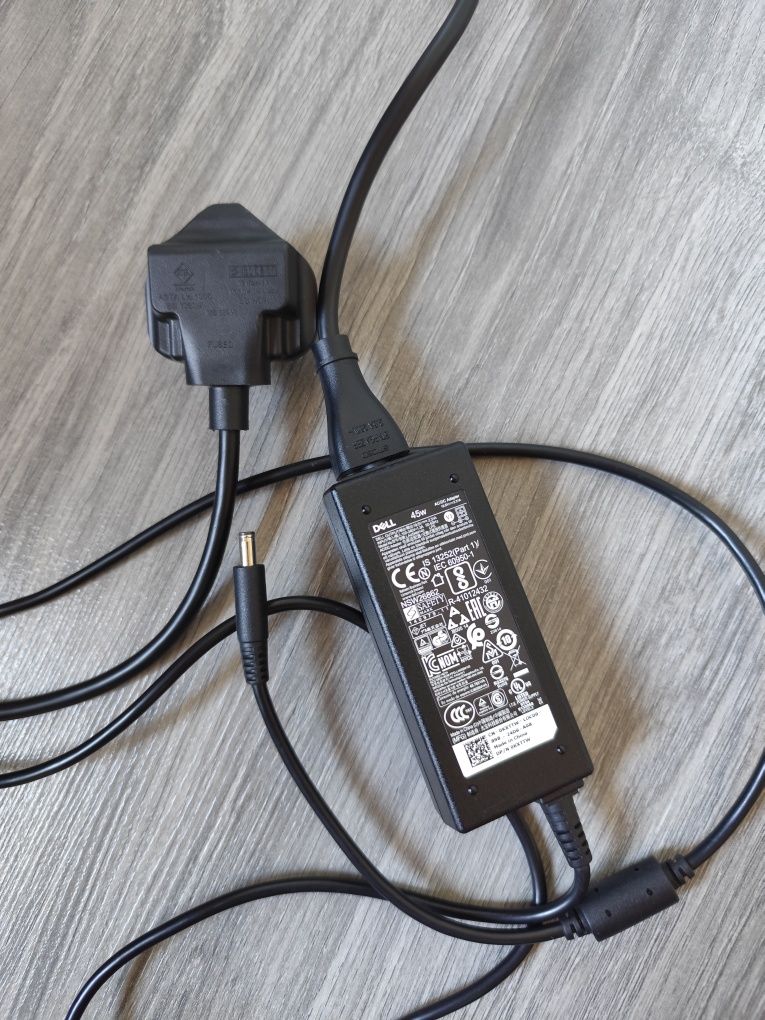 Блок живлення Dell (19.5V)