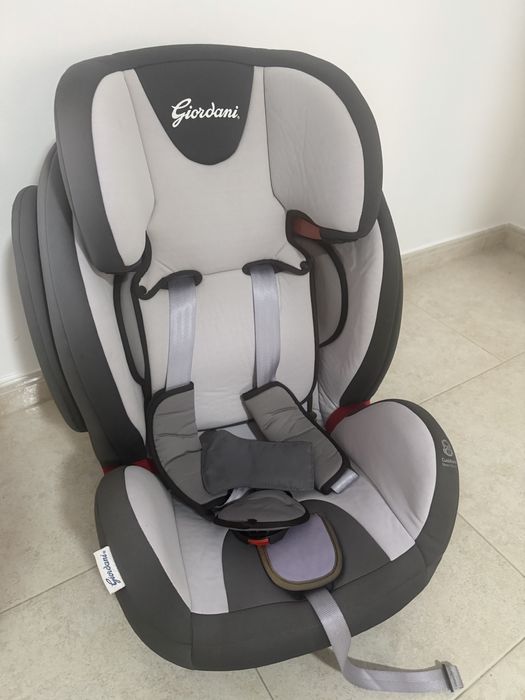 Cadeira Auto Giordani para Bebé/Criança – Como Nova