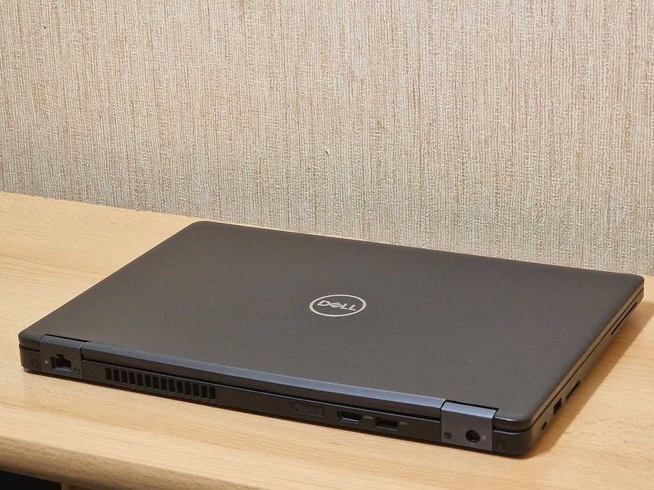 Ноутбук Dell Latitude 5490 Core i5-8250U RAM16Gb SSD256 Батарея 9годин