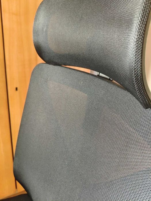 Ergonomiczne krzesło biurowe AUTHMIC, siatka