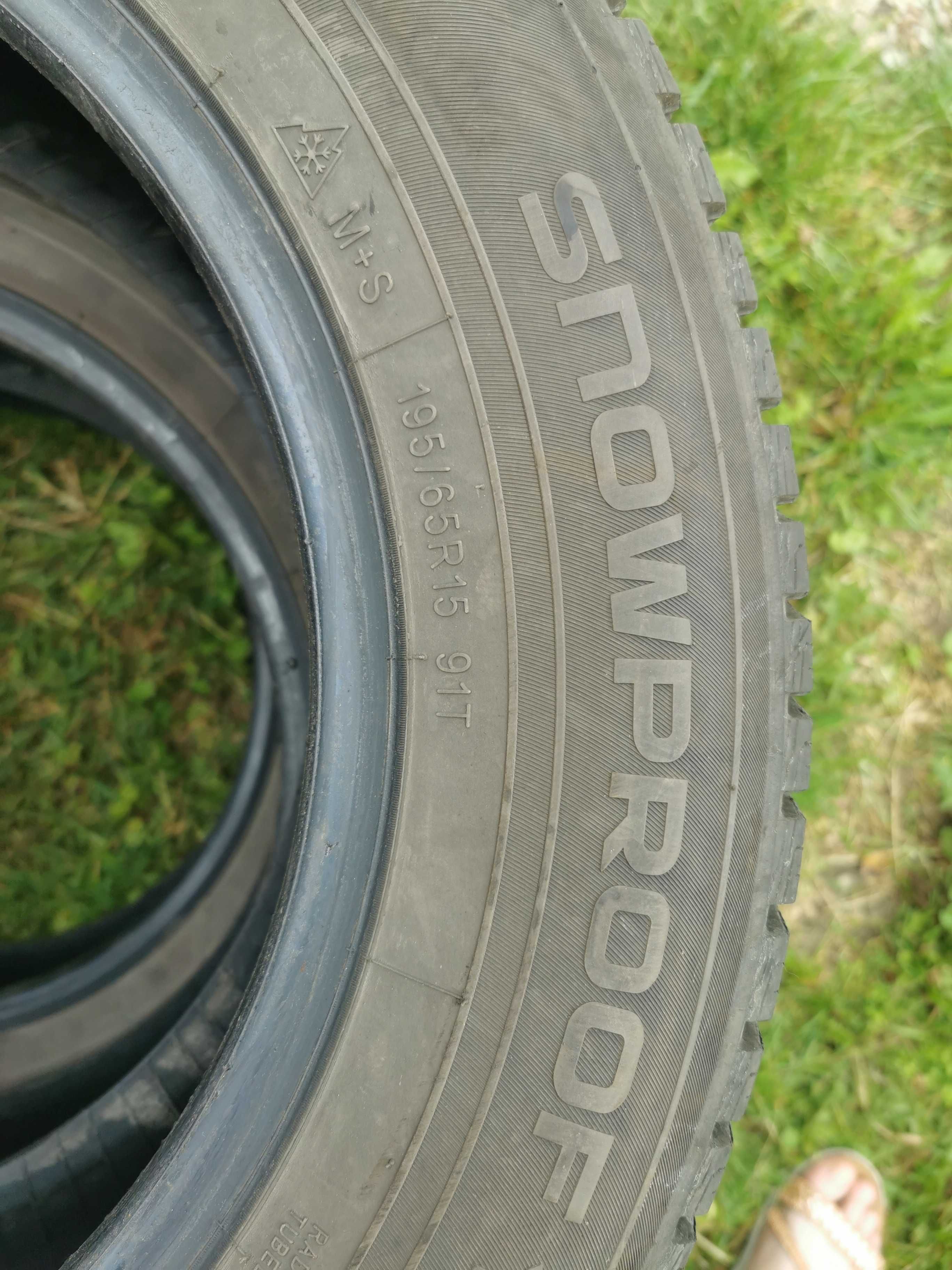 OPONY ZIMOWE Nokian Tyres Snowproof 195/65R15