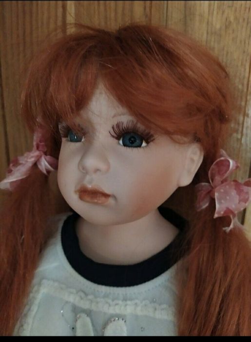 Фарфоровая кукла 65си
