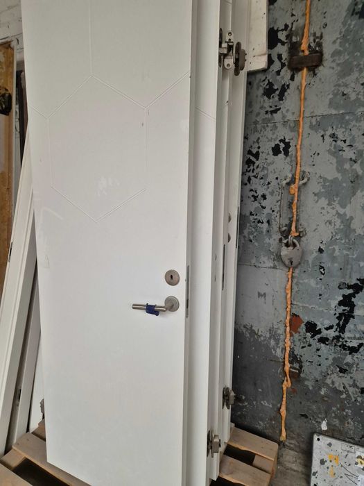 Oddam drzwi 70, kolor biały